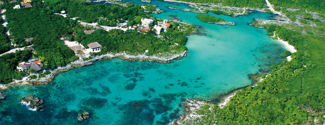 Vista aérea de la caleta Yalkú