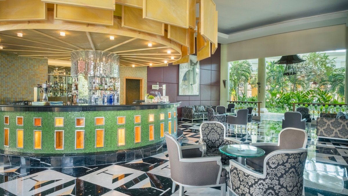 JOIA Paraíso by Iberostar · Lobby bar El Mirador