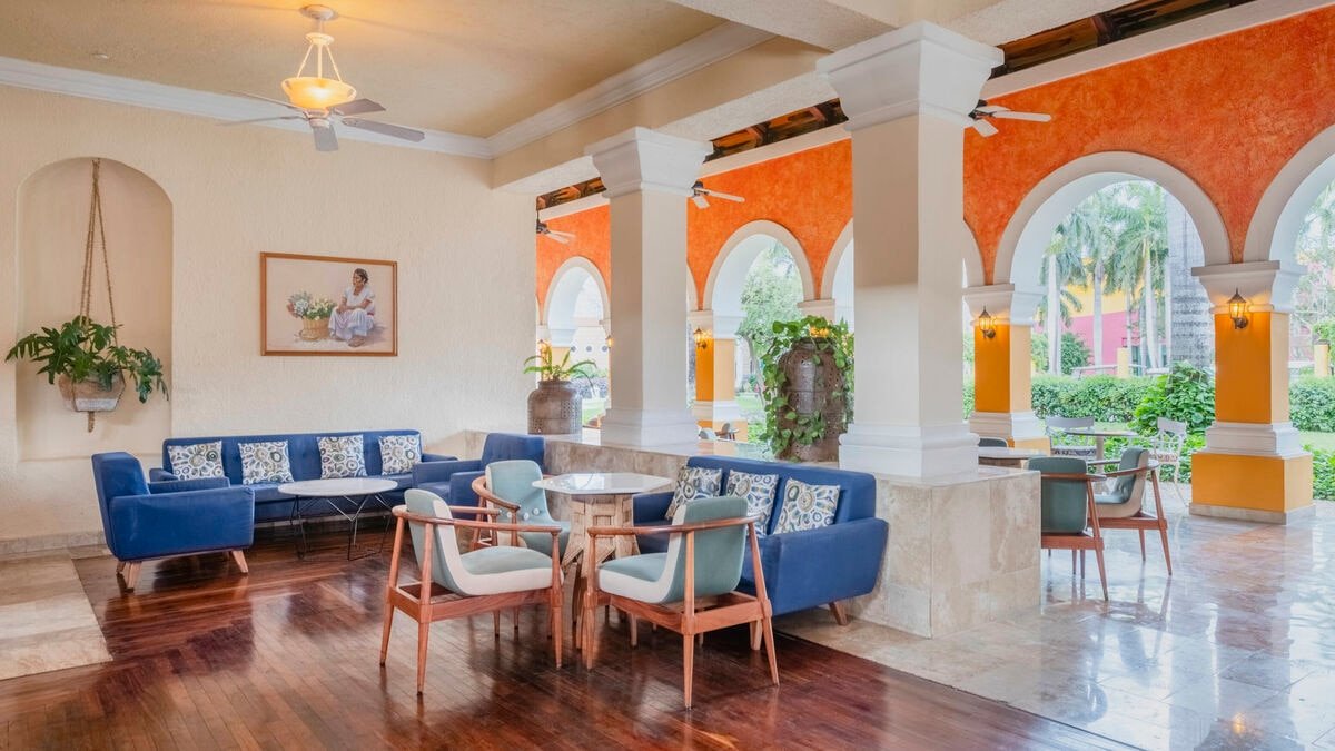 Iberostar Waves Paraíso Beach · Lobby bar La Fuente
